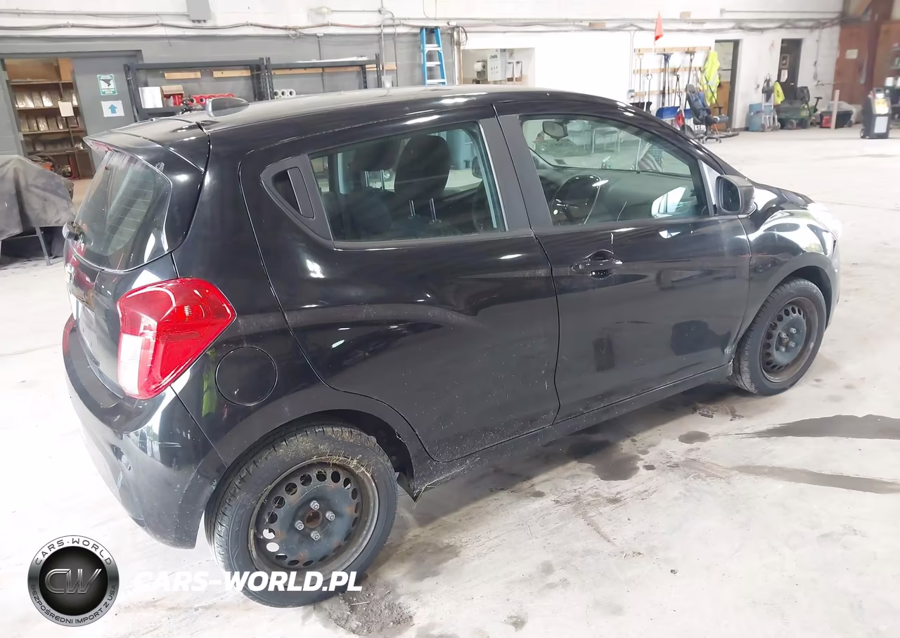 2017 Chevrolet Spark Ls Cvt VIN:KL8CB6SAXHC779538 - 4