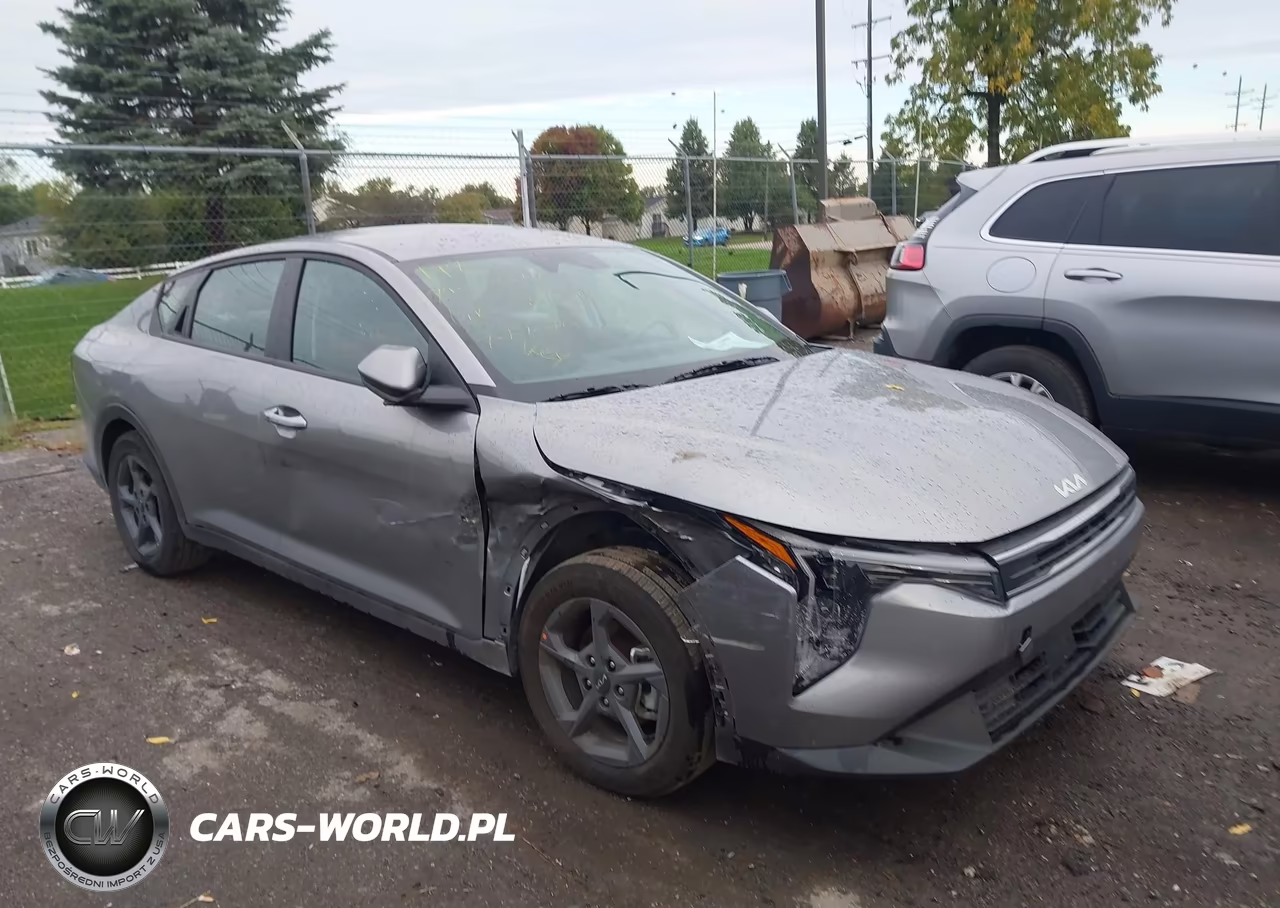 2026 Kia K4 Lxs