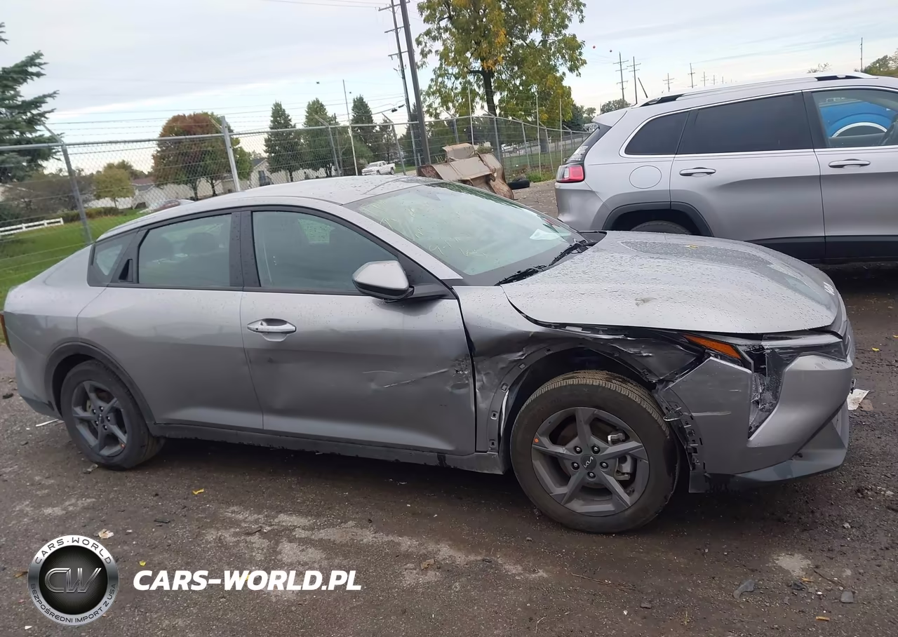 2026 Kia K4 Lxs VIN:3KPFT4DE9TE361270 - 13