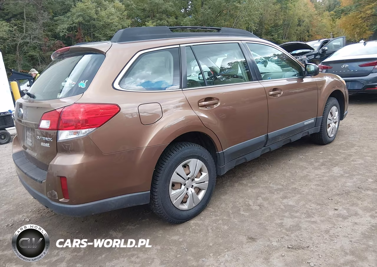 2011 Subaru Outback 2.5I VIN:4S4BRBAC4B3396871 - 4