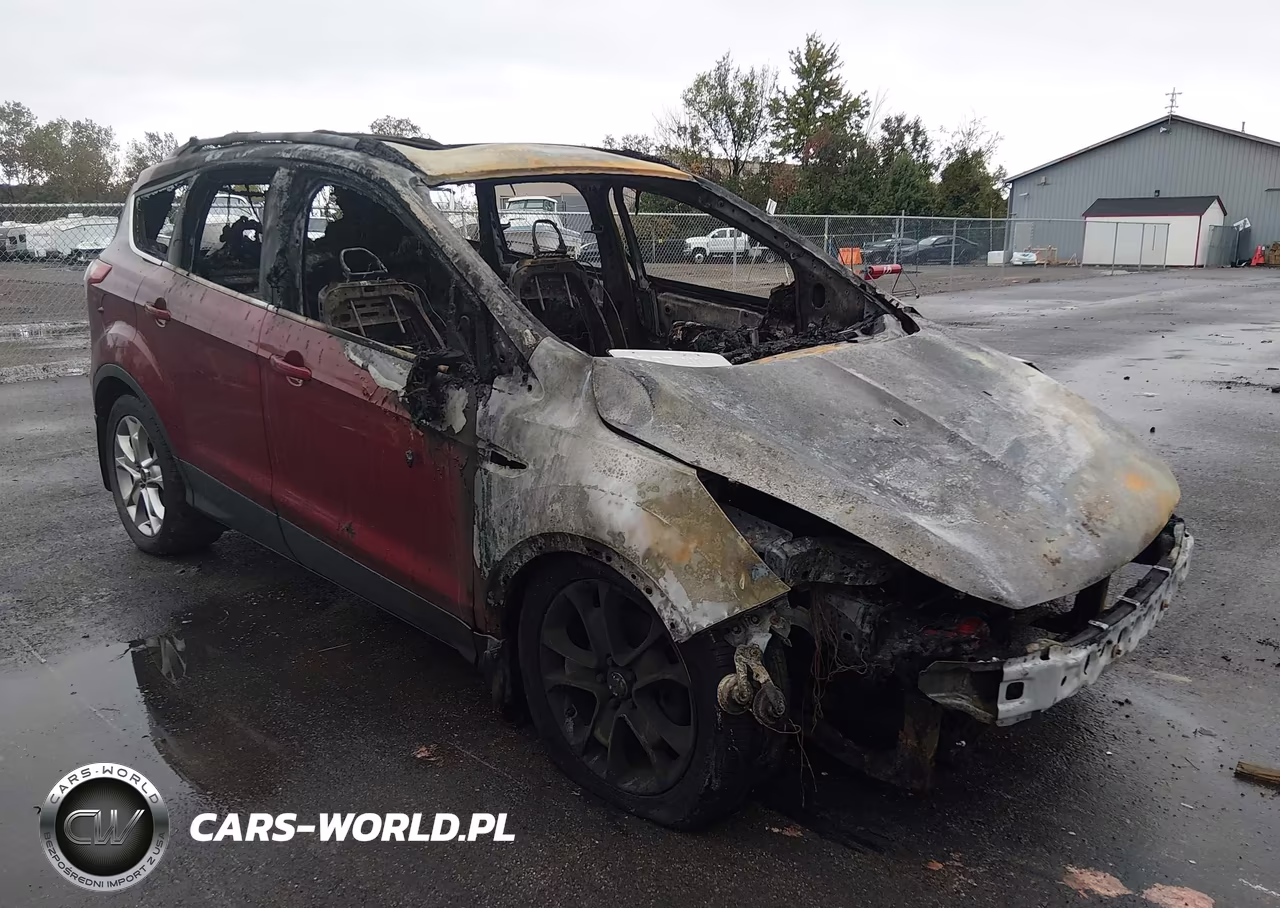 2014 Ford Escape Titanium – zdjęcie 1 z 11
