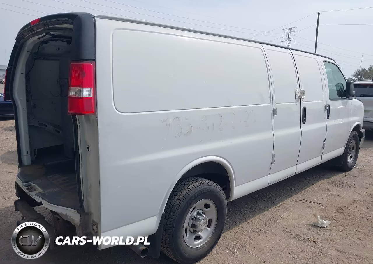 2017 Chevrolet Express 2500 Work Van VIN:1GCWGBFF7H1255182 - 4
