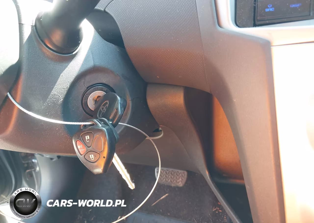 2010 Toyota Yaris VIN:JTDJT4K36A5283258 - 11