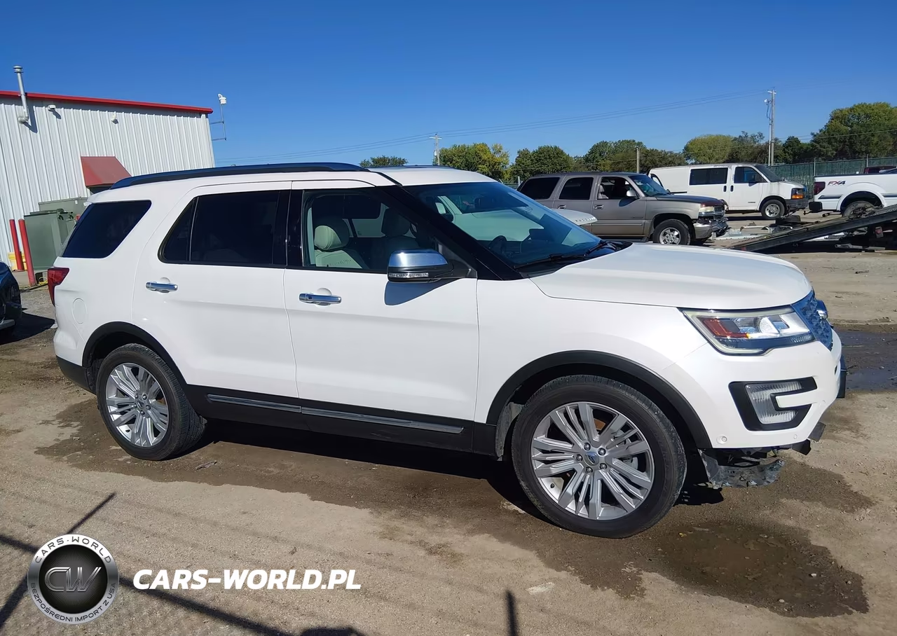 2017 Ford Explorer Platinum VIN:1FM5K8HTXHGB79062 - 13