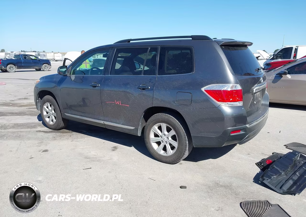 2011 Toyota Highlander Se V6 VIN:5TDBK3EH3BS084110 - 3