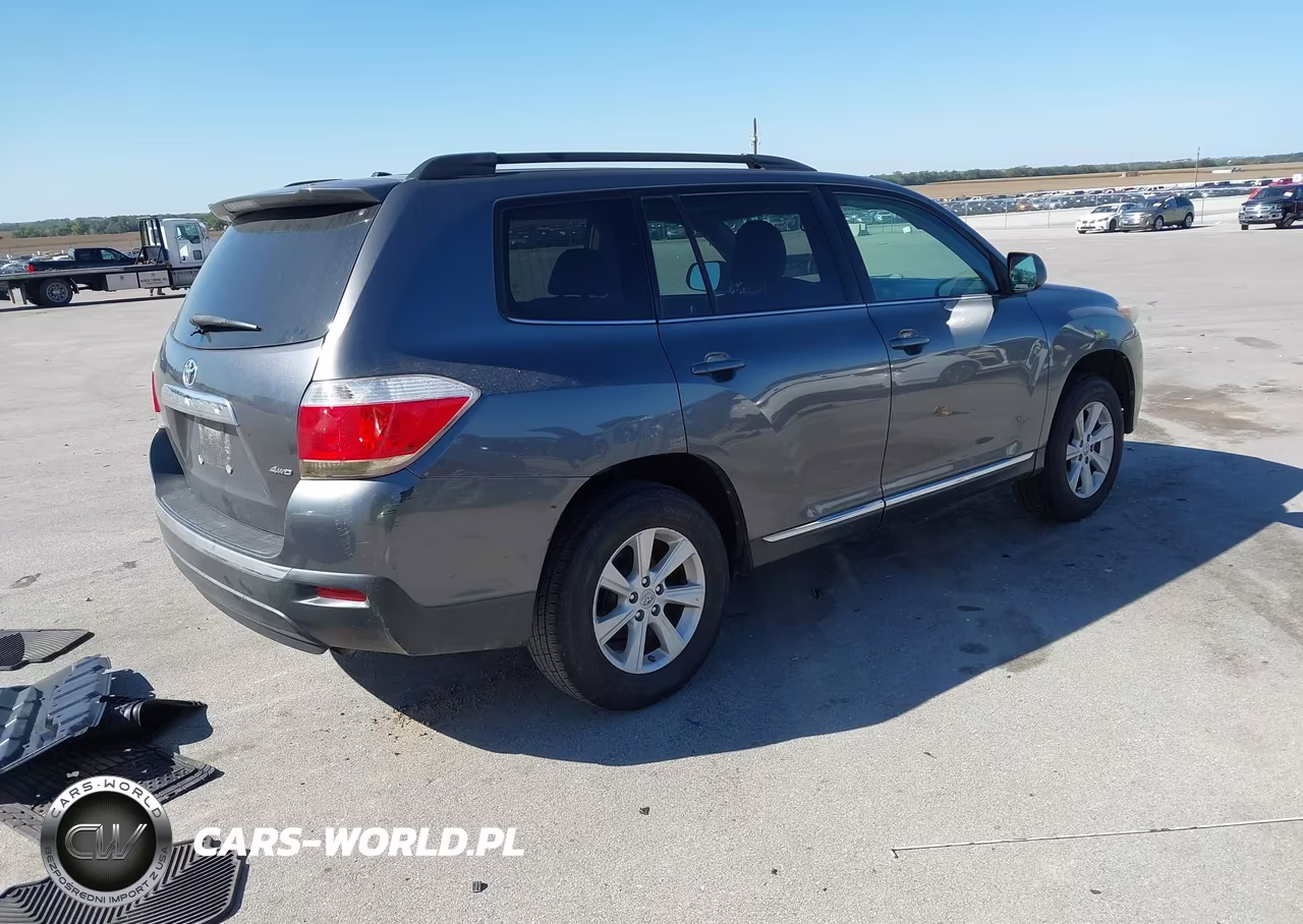 2011 Toyota Highlander Se V6 VIN:5TDBK3EH3BS084110 - 4