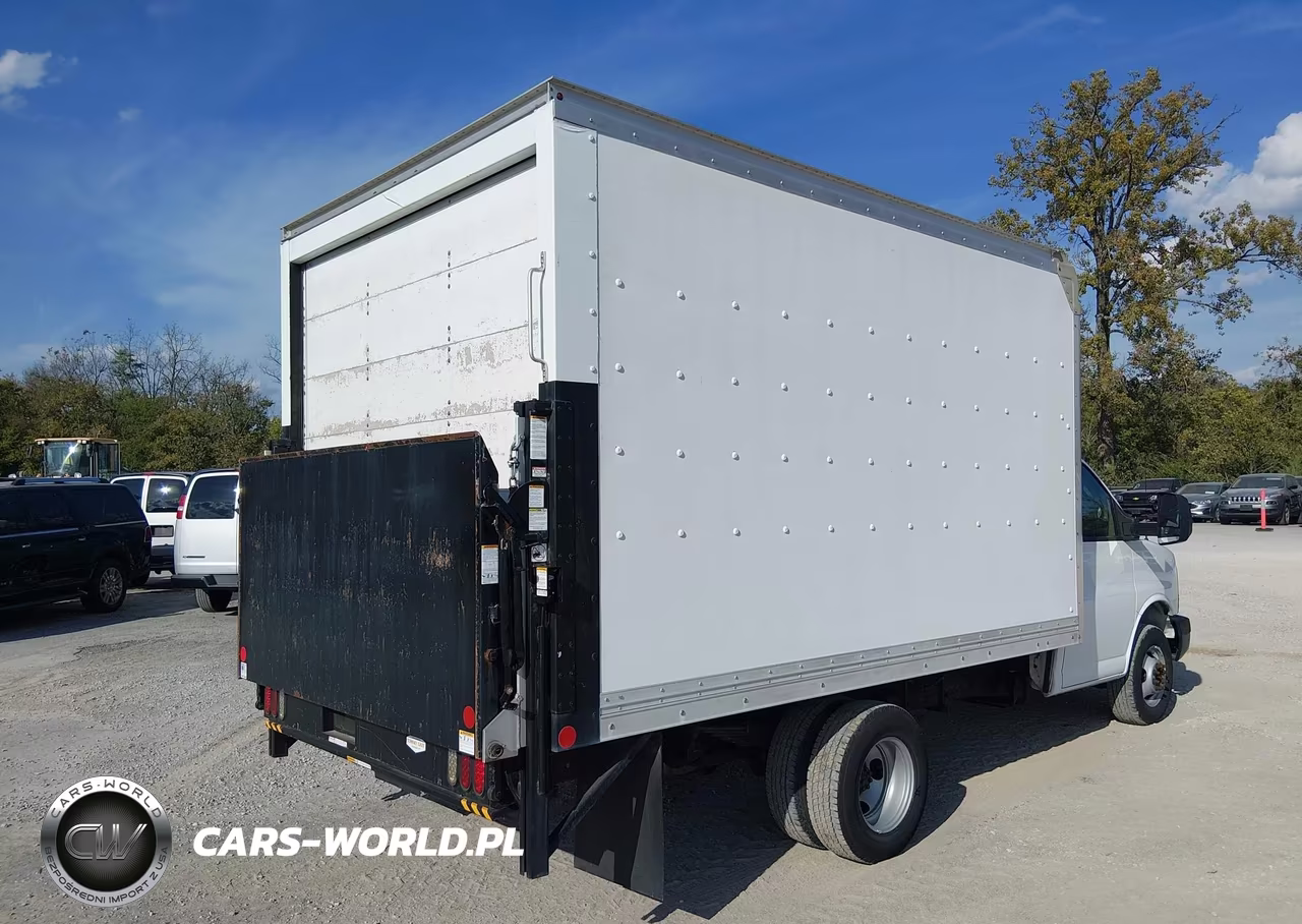 2016 Chevrolet Express Cutaway 3500 VIN:1GB3GRCG3G1266529 - 4