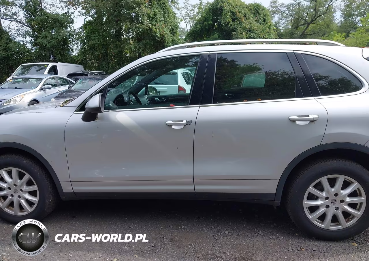 2012 Porsche Cayenne VIN:WP1AA2A24CLA10156 - 14