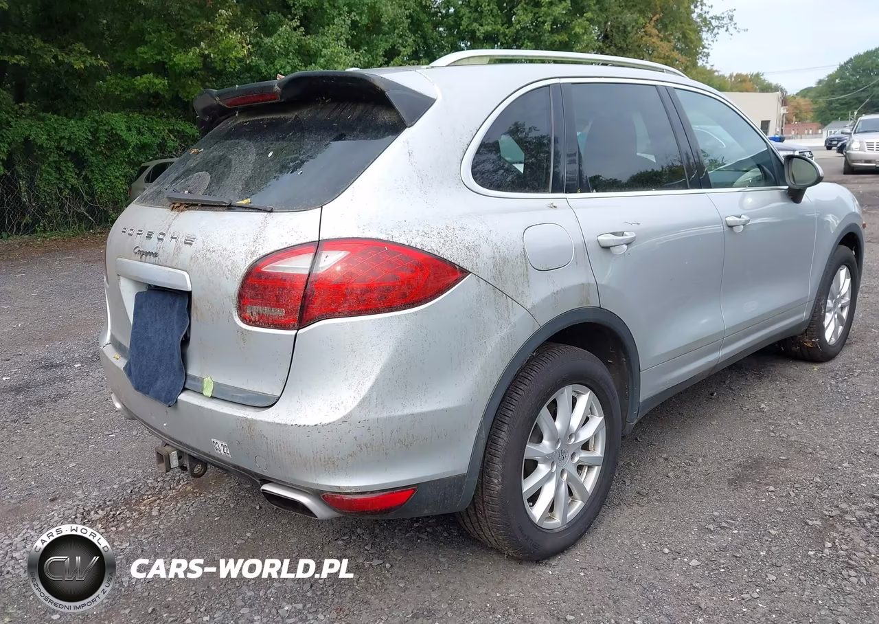 2012 Porsche Cayenne VIN:WP1AA2A24CLA10156 - 4
