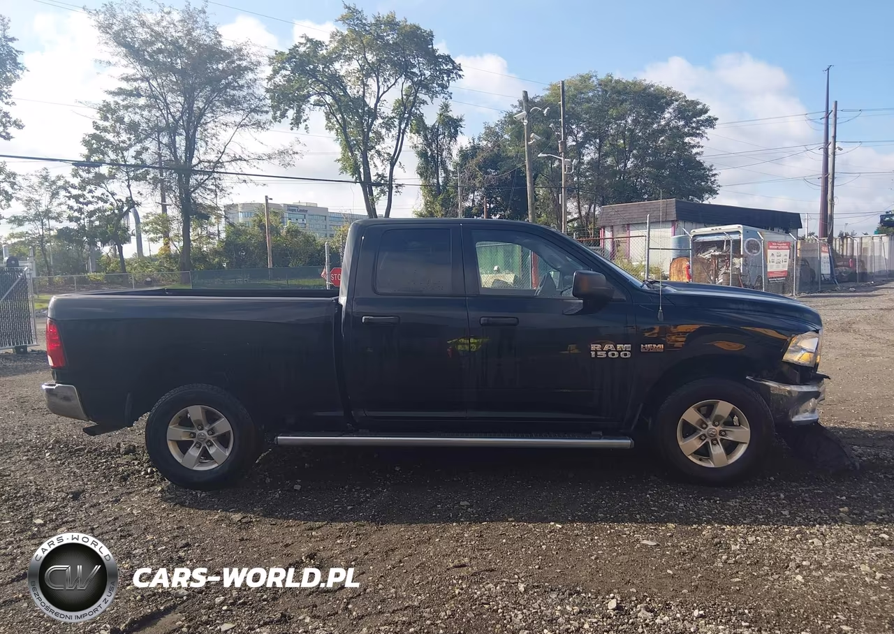 2015 Ram 1500 Tradesman VIN:1C6RR7FT9FS548476 - 10