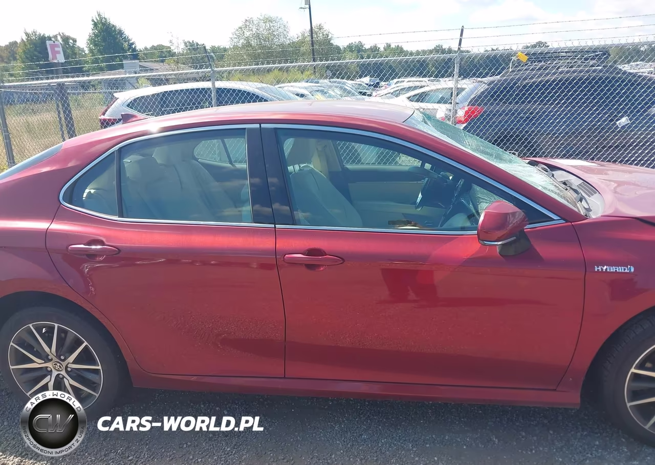 2021 Toyota Camry Xle Hybrid VIN:4T1F31AK9MU567986 - 13