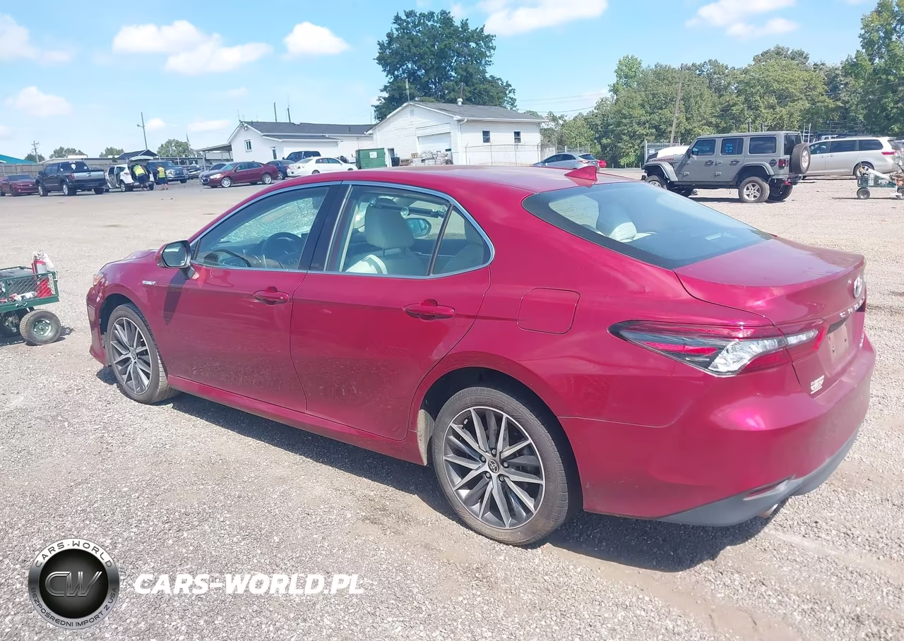 2021 Toyota Camry Xle Hybrid VIN:4T1F31AK9MU567986 - 3