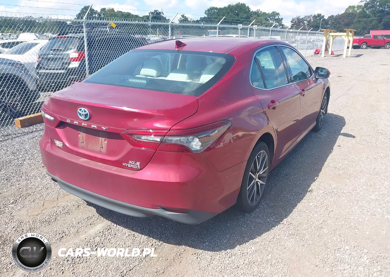2021 Toyota Camry Xle Hybrid VIN:4T1F31AK9MU567986 - 4