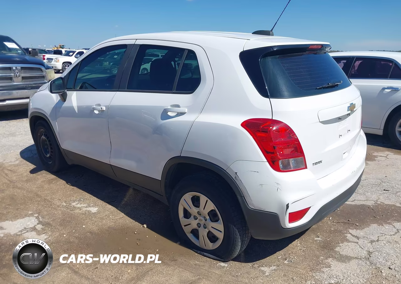 2018 Chevrolet Trax Ls VIN:3GNCJKSBXJL195122 - 3