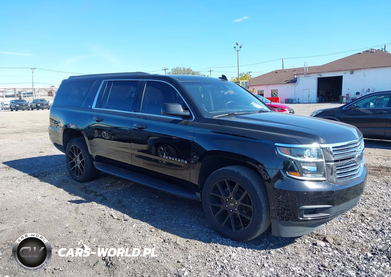 2018 Chevrolet Suburban Lt VIN:1GNSCHKC7JR270773 - 1