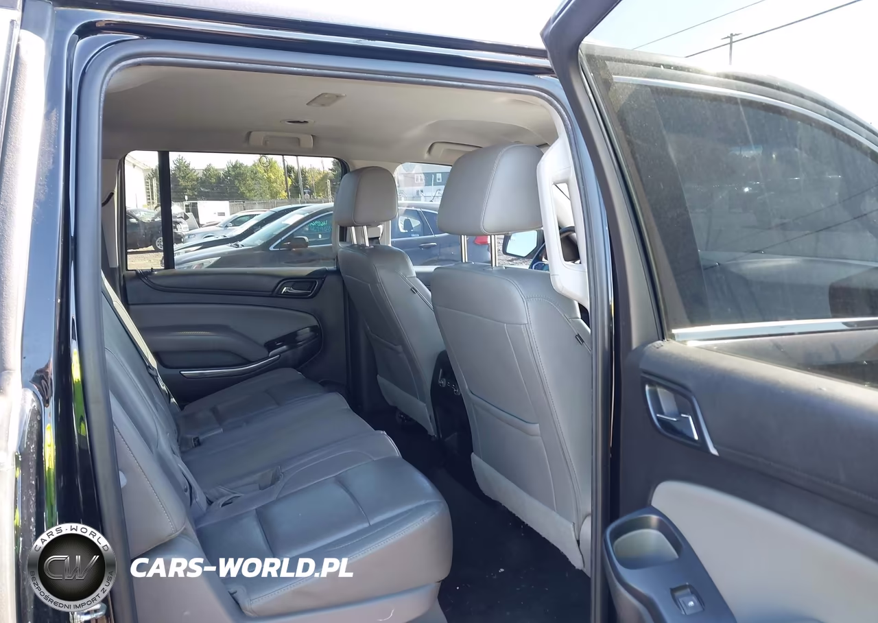 2018 Chevrolet Suburban Lt VIN:1GNSCHKC7JR270773 - 8