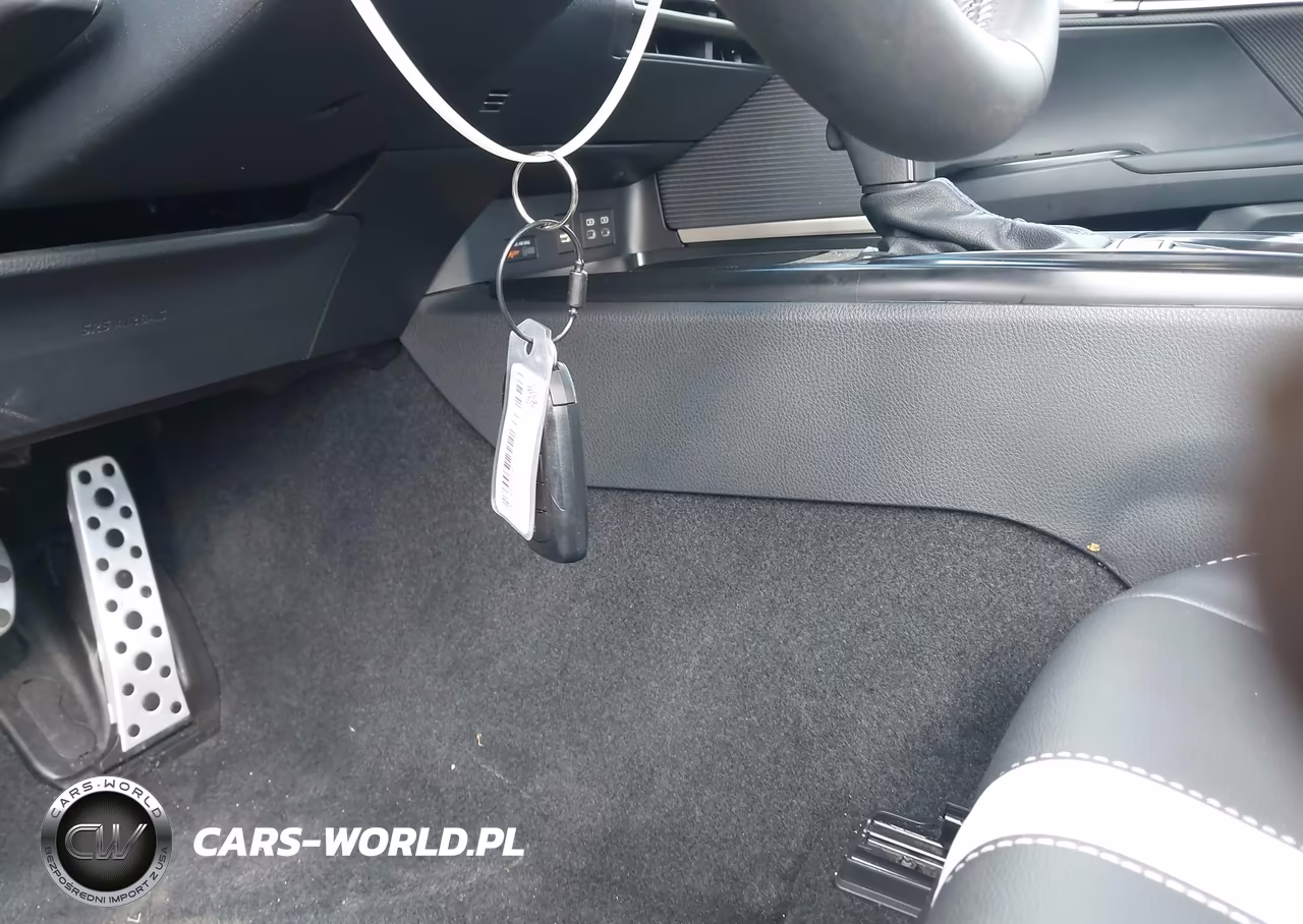 2026 Toyota Camry Se VIN:4T1DAACK6TU338397 - 11