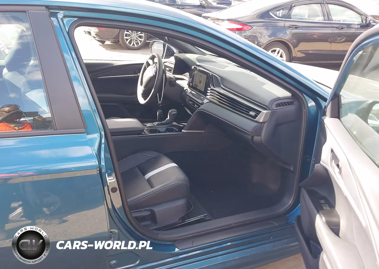 2026 Toyota Camry Se VIN:4T1DAACK6TU338397 - 5