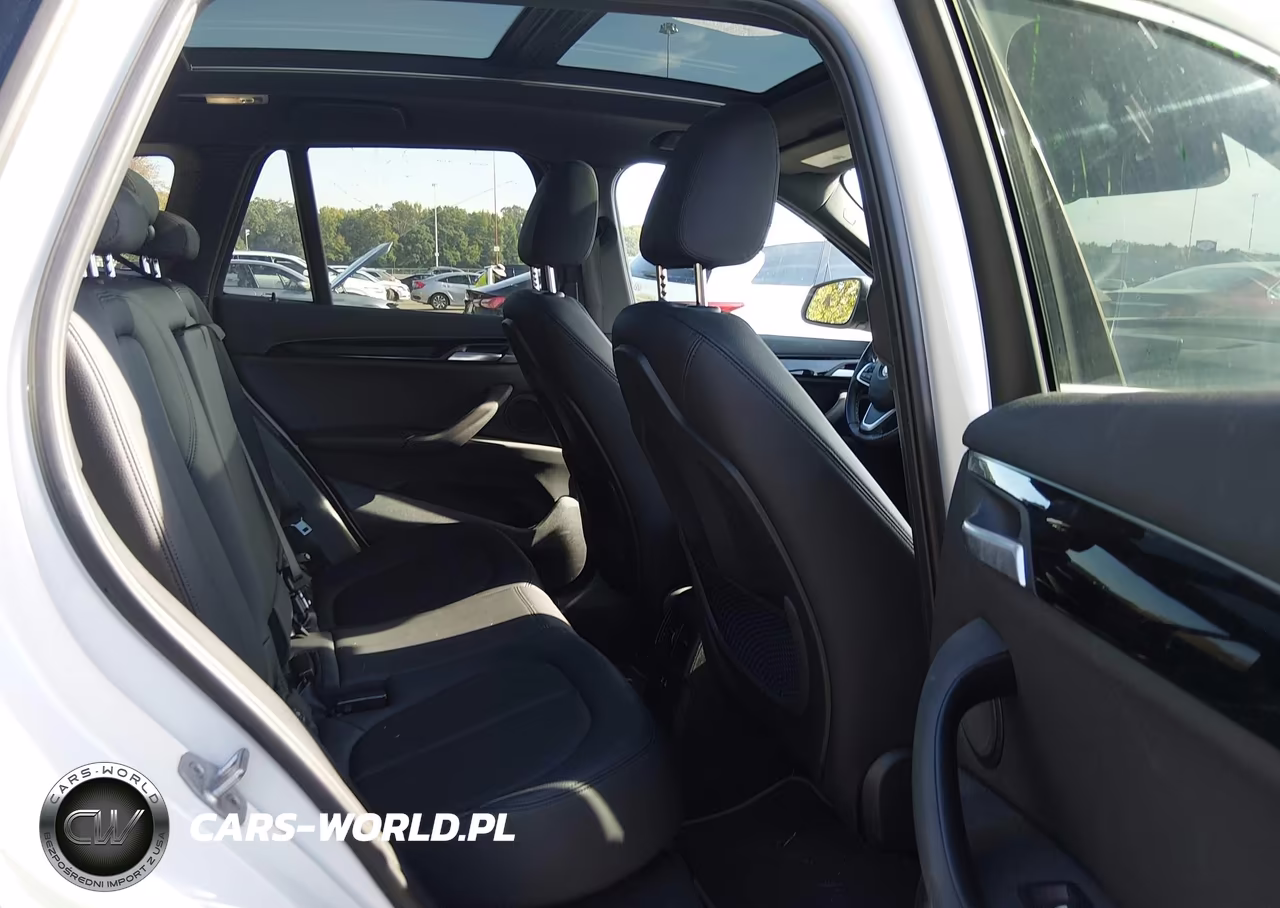 2022 BMW X1 xDrive28I VIN:WBXJG9C02N5V21878 - 8