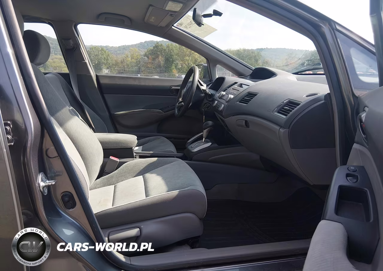 2010 Honda Civic Lx VIN:2HGFA1F5XAH307271 - 5