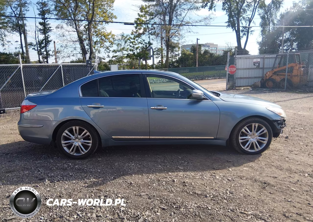 2011 Hyundai Genesis 4.6 VIN:KMHGC4DF3BU123553 - 13