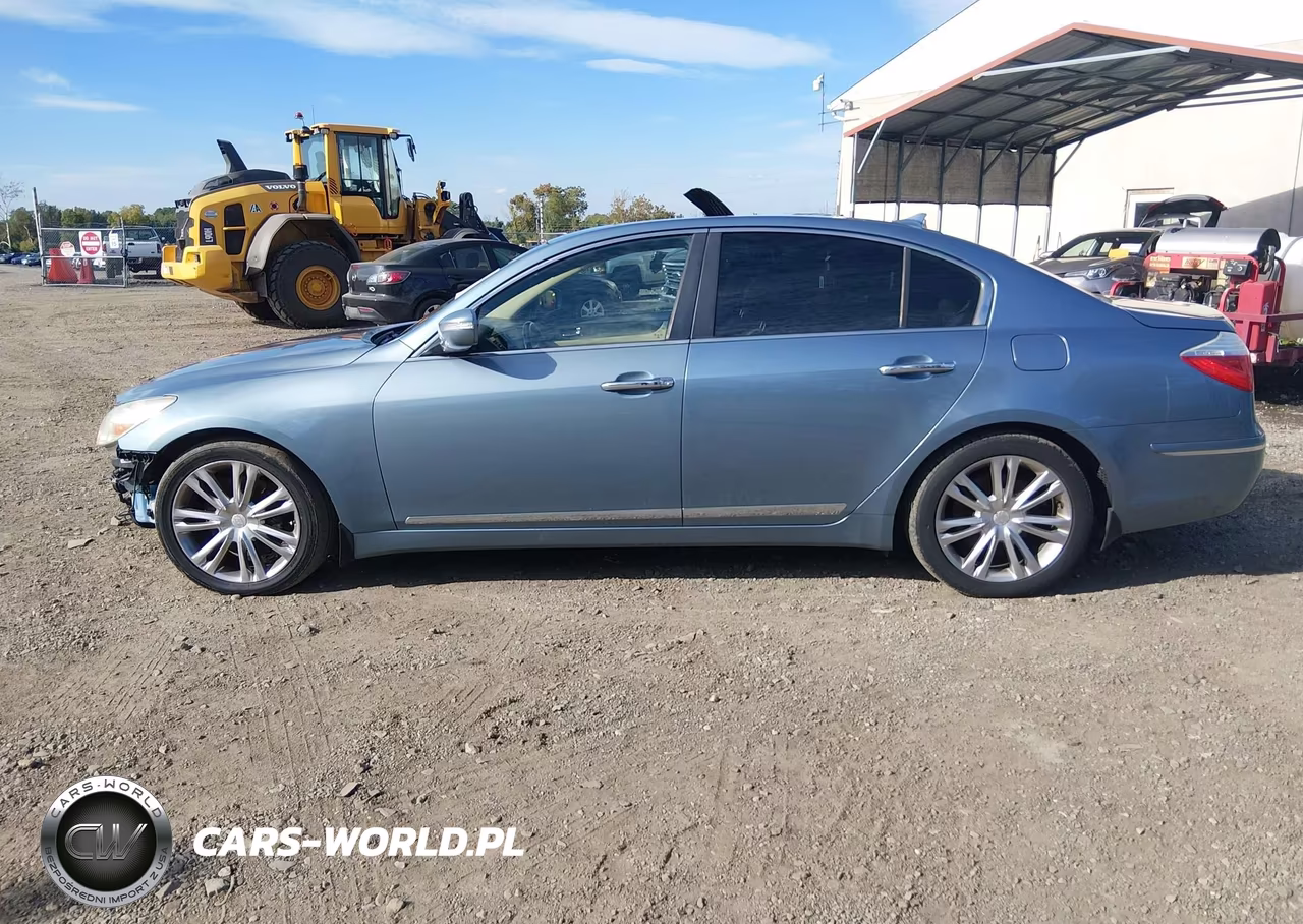 2011 Hyundai Genesis 4.6 VIN:KMHGC4DF3BU123553 - 14