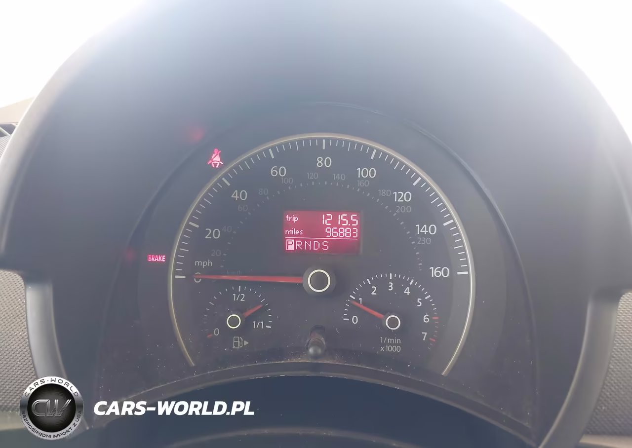 2010 Volkswagen New Beetle 2.5L VIN:3VWRW3AG1AM011815 - 7