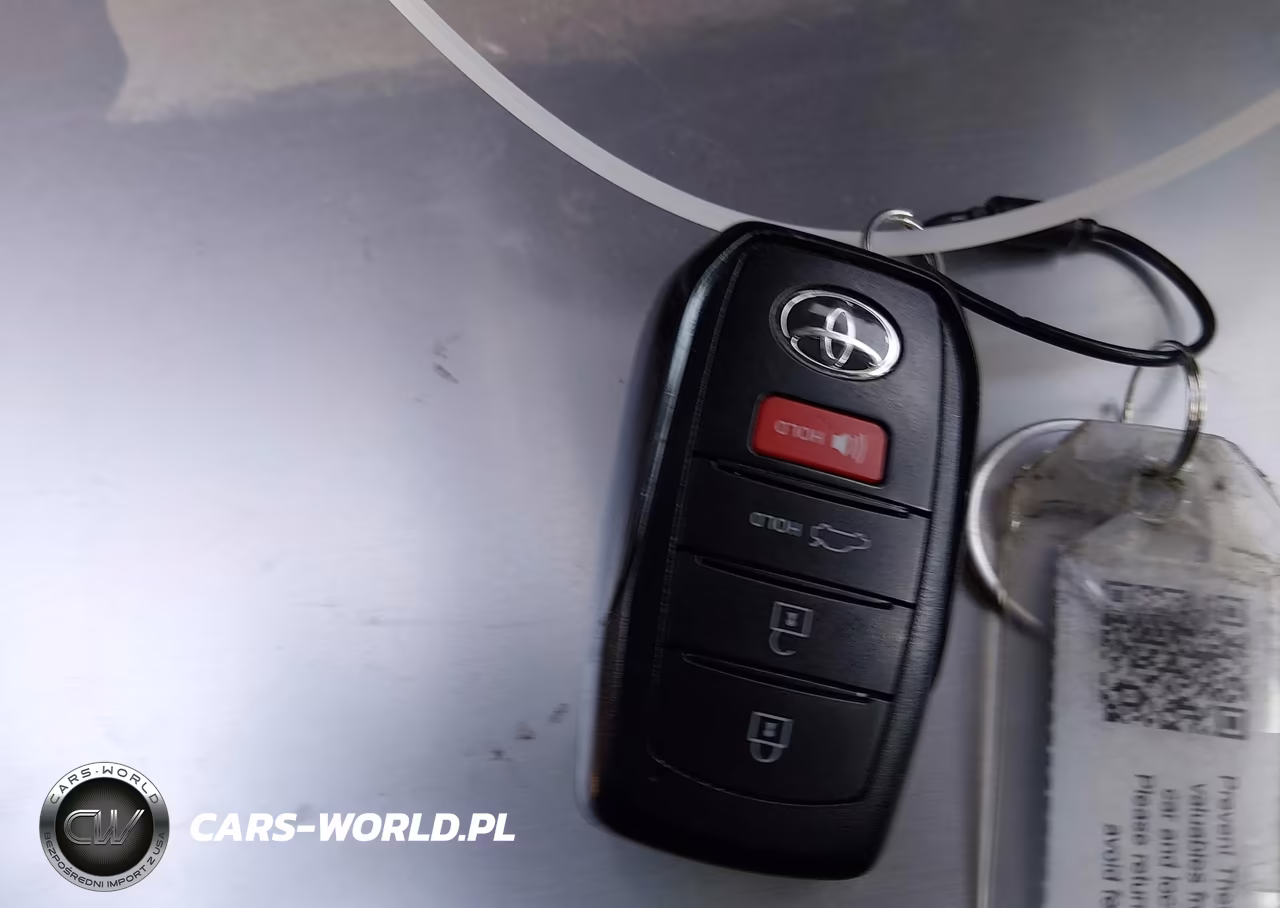 2025 Toyota Camry Le VIN:4T1DAACK0SU157746 - 11