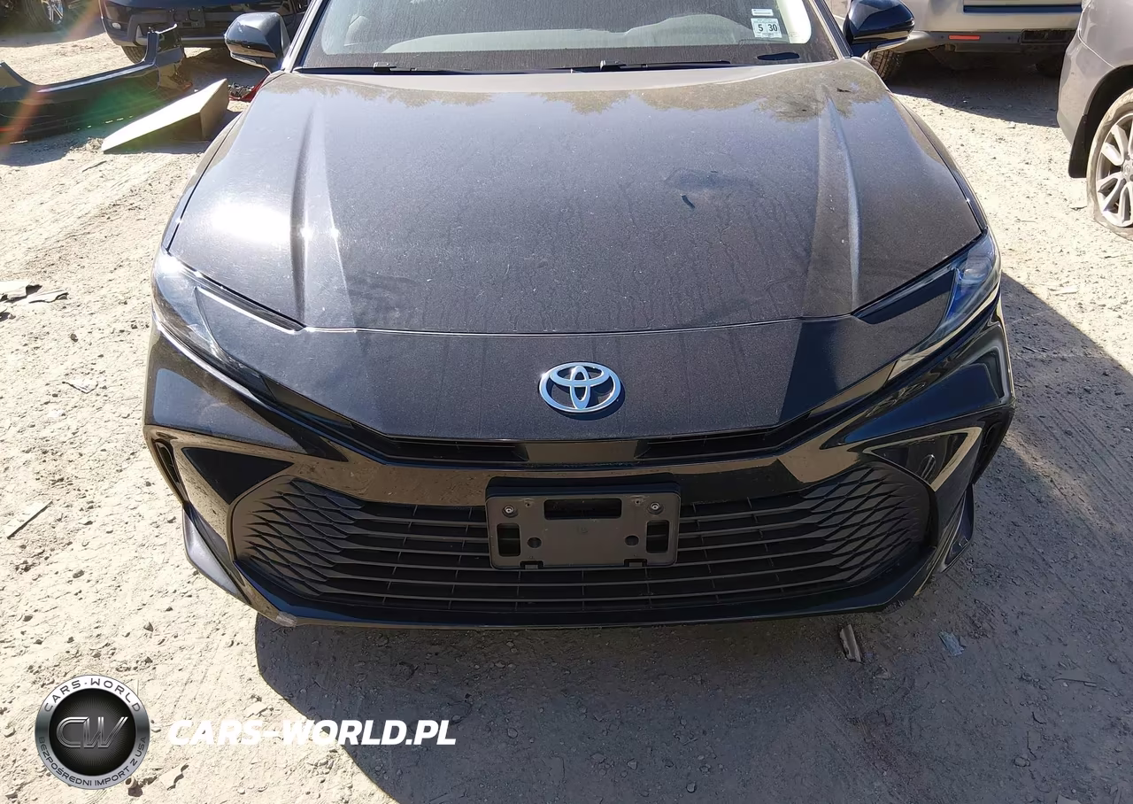 2025 Toyota Camry Le VIN:4T1DAACK0SU157746 - 13