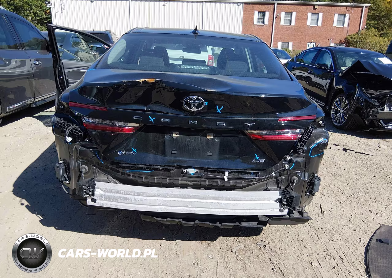 2025 Toyota Camry Le VIN:4T1DAACK0SU157746 - 6