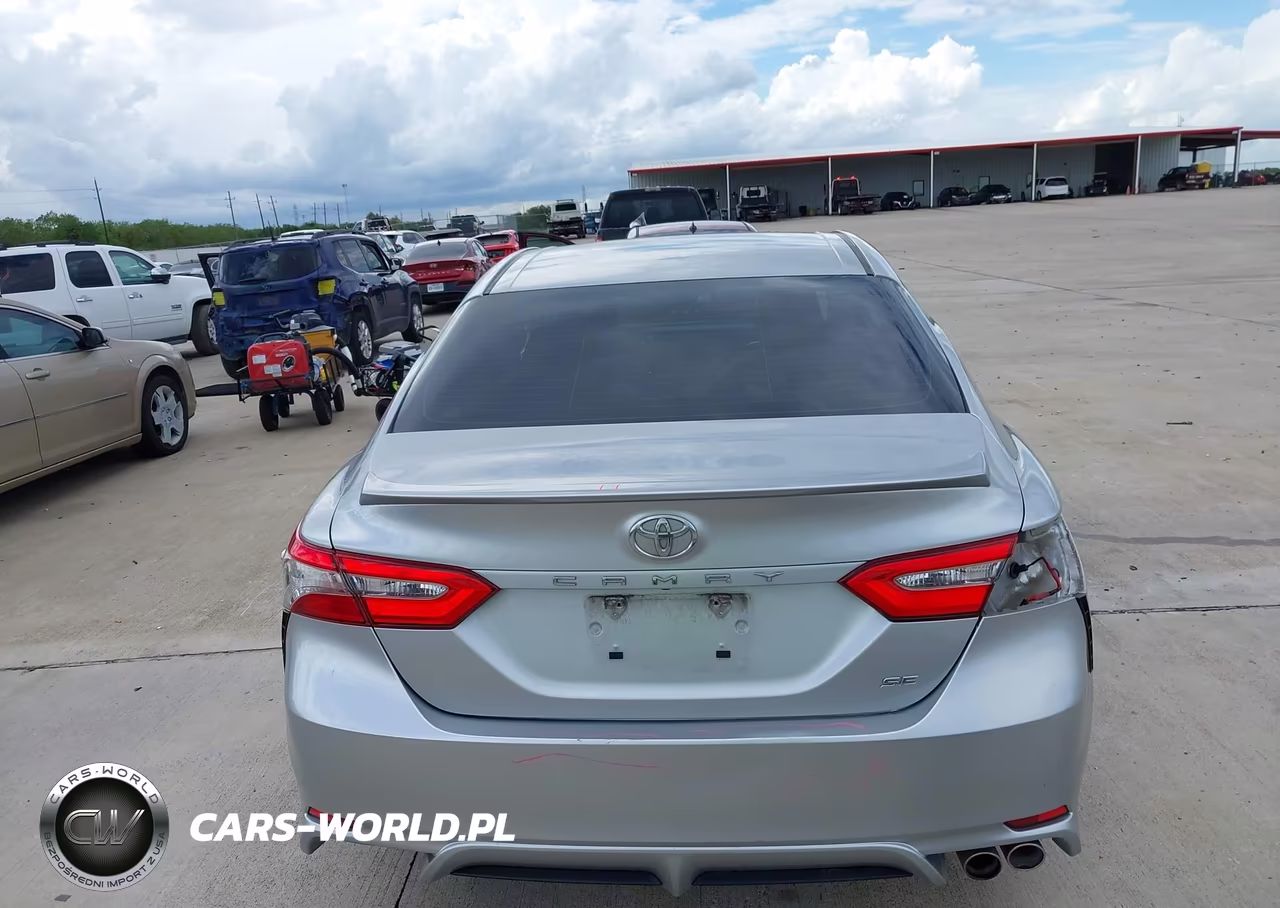 2018 Toyota Camry Se VIN:JTNB11HK4J3025738 - 16