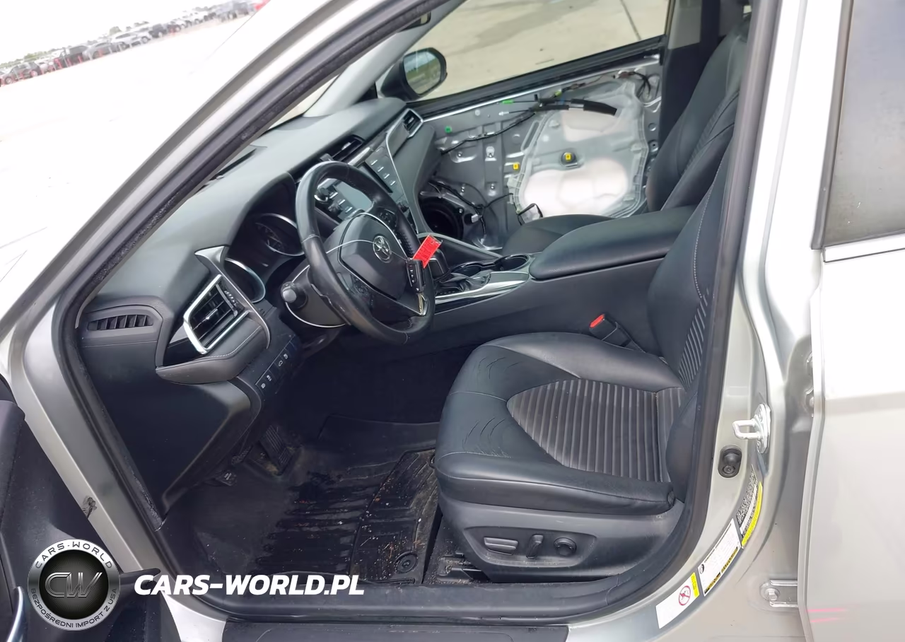 2018 Toyota Camry Se VIN:JTNB11HK4J3025738 - 5