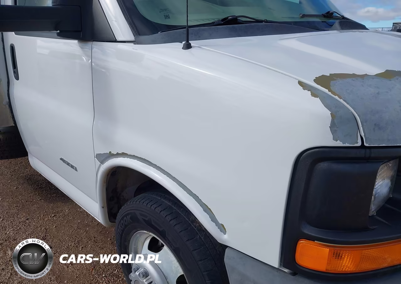 2012 Chevrolet Express Cutaway 4500 Series VIN:1GB6G5CG6C1201996 - 13