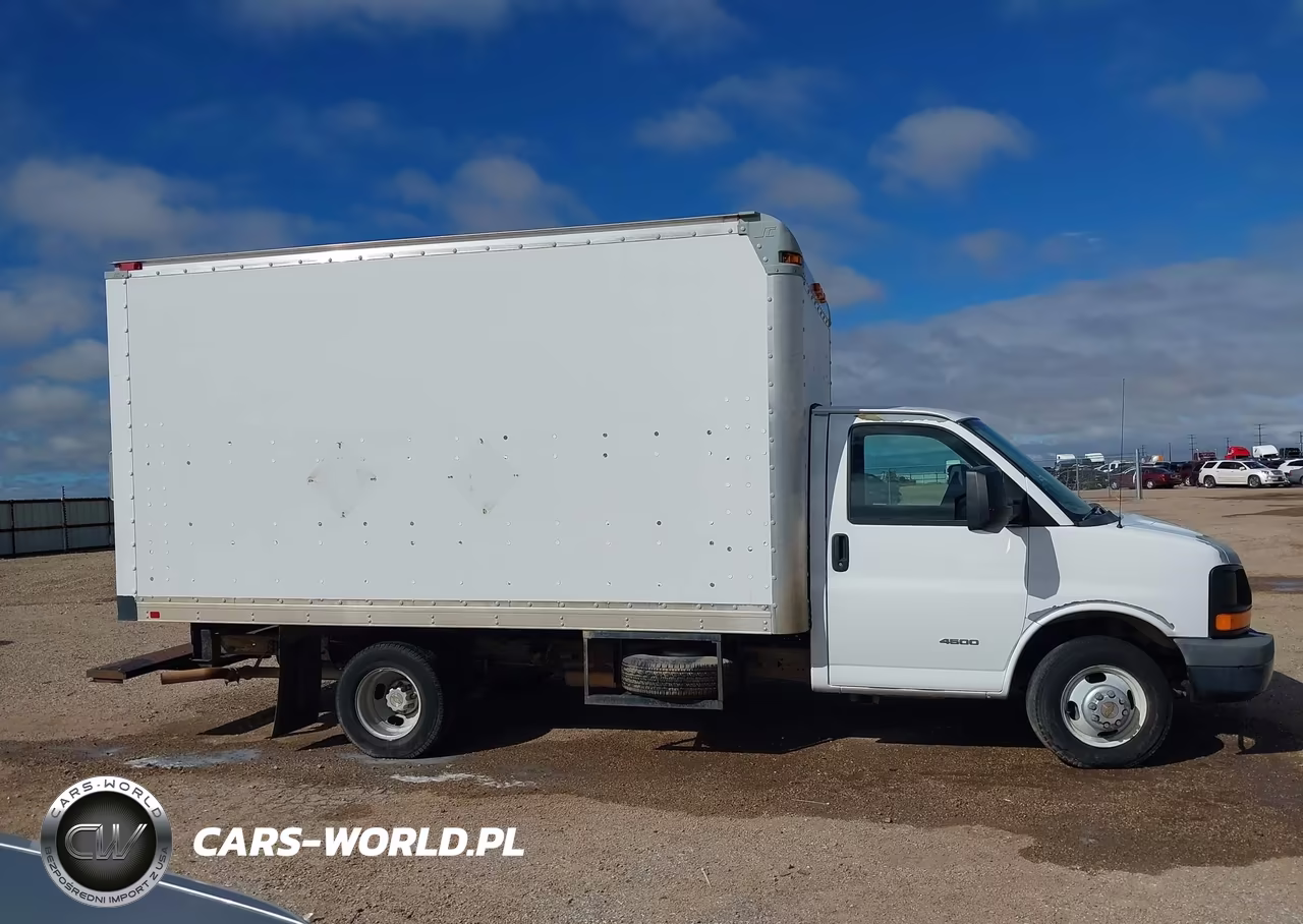 2012 Chevrolet Express Cutaway 4500 Series VIN:1GB6G5CG6C1201996 - 16