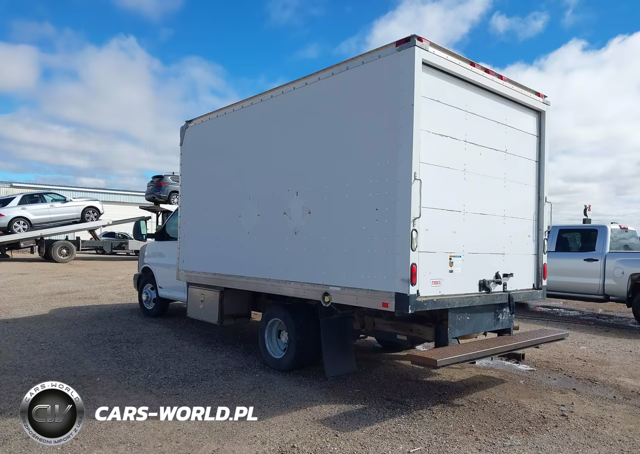 2012 Chevrolet Express Cutaway 4500 Series VIN:1GB6G5CG6C1201996 - 3