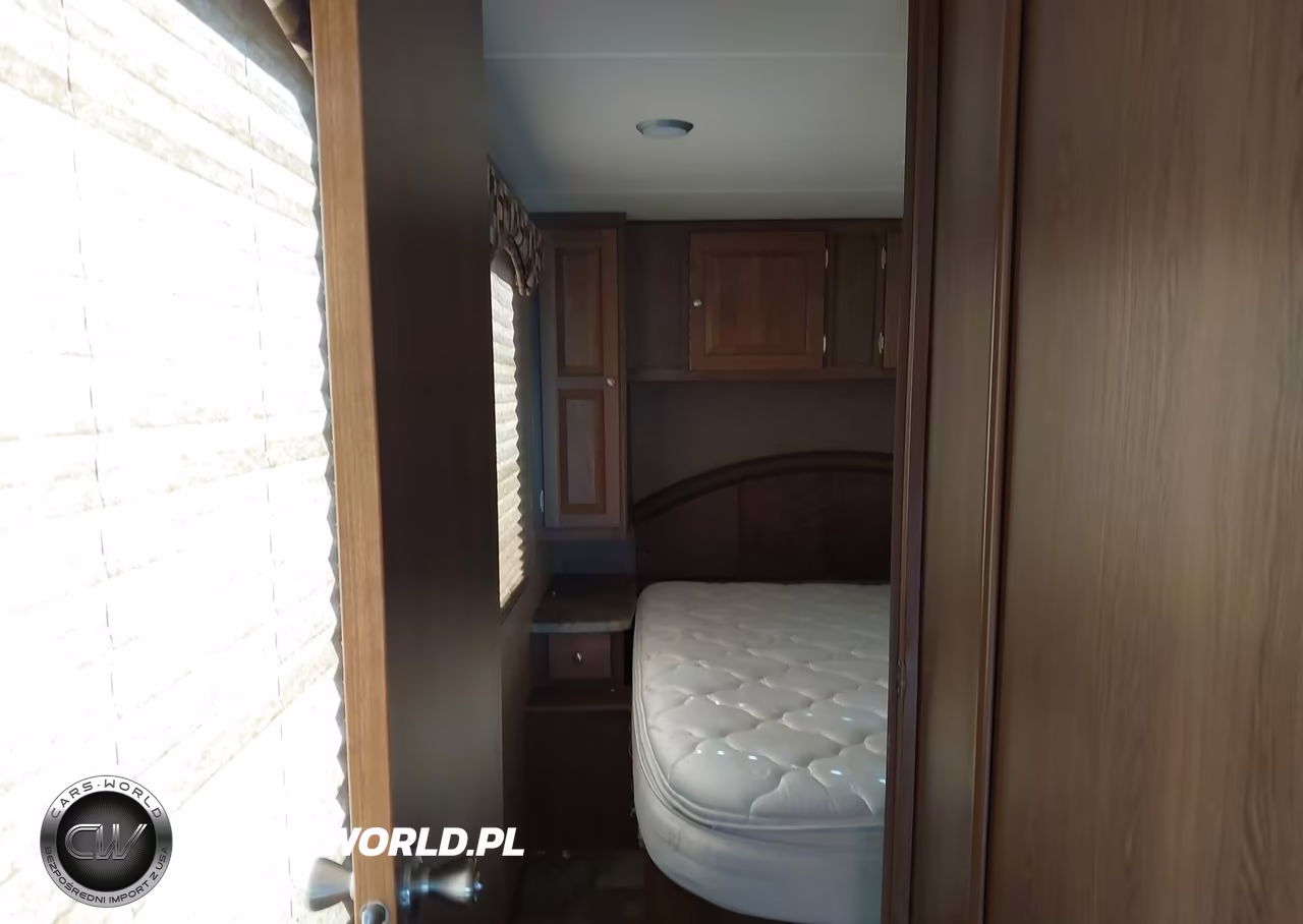 2015 Ford E-450 Cutaway VIN:1FDXE4FS7FDA01711 - 6