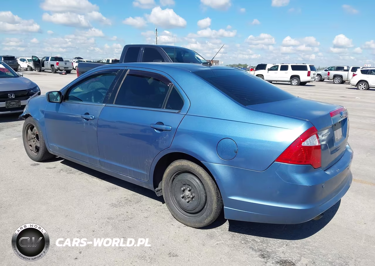 2010 Ford Fusion Se VIN:3FAHP0HG3AR239212 - 3