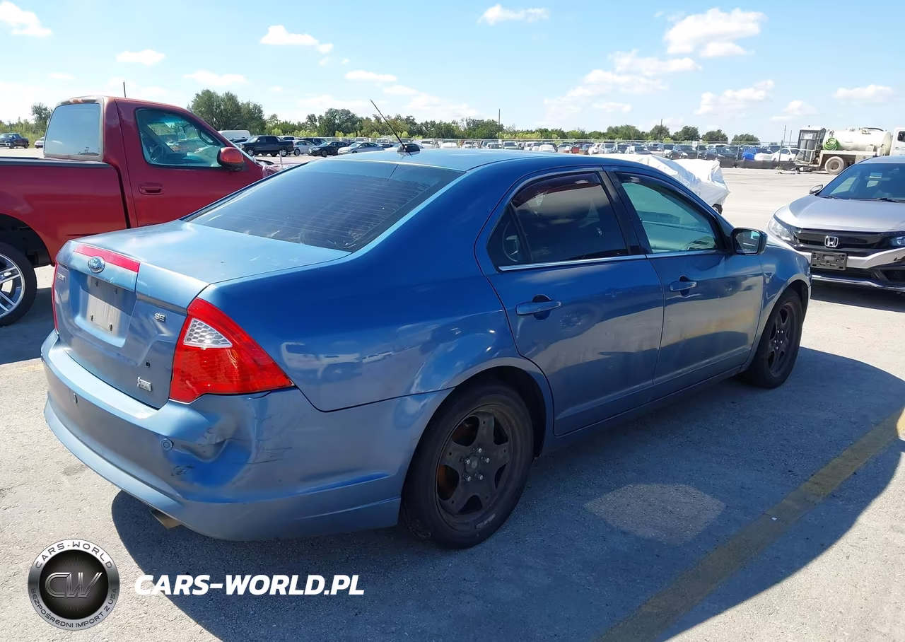 2010 Ford Fusion Se VIN:3FAHP0HG3AR239212 - 4