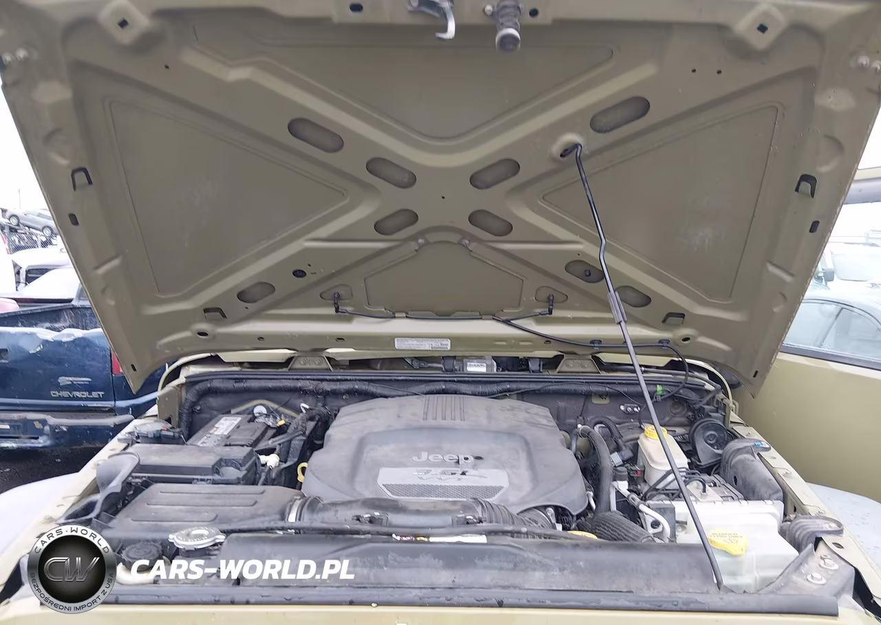 2013 Jeep Wrangler Unlimited Sport VIN:1C4BJWDG3DL632219 - 10