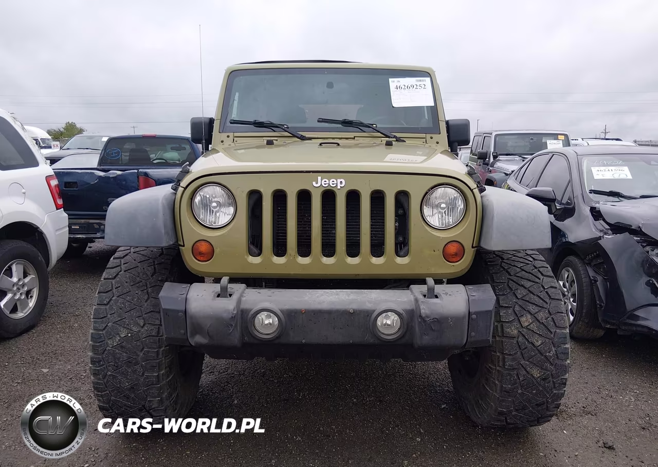 2013 Jeep Wrangler Unlimited Sport VIN:1C4BJWDG3DL632219 - 12