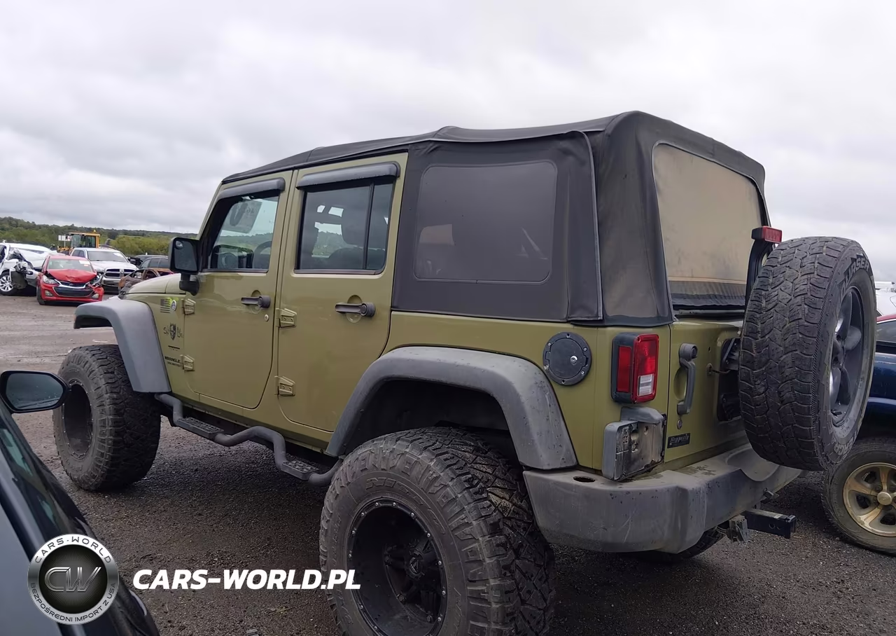 2013 Jeep Wrangler Unlimited Sport VIN:1C4BJWDG3DL632219 - 14