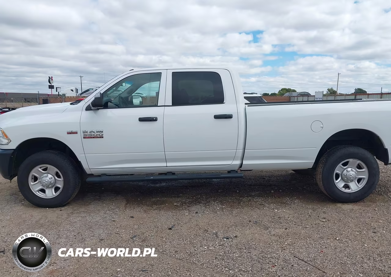 2018 Ram 3500 Tradesman 4X4 8' Box VIN:3C63R3GT6JG412576 - 18