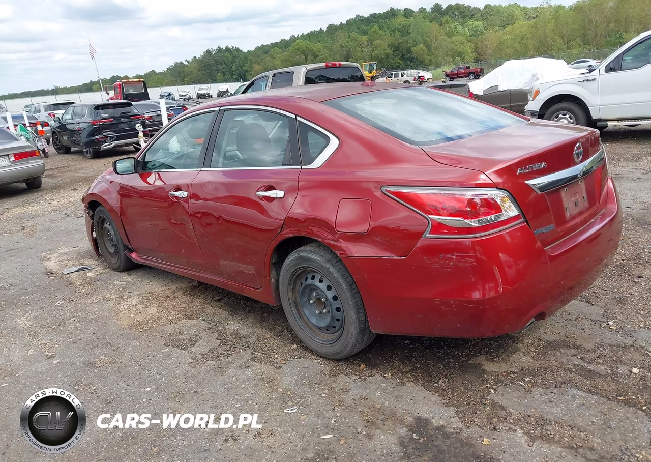 2015 Nissan Altima VIN:1N4AL3AP7FC427858 - 3