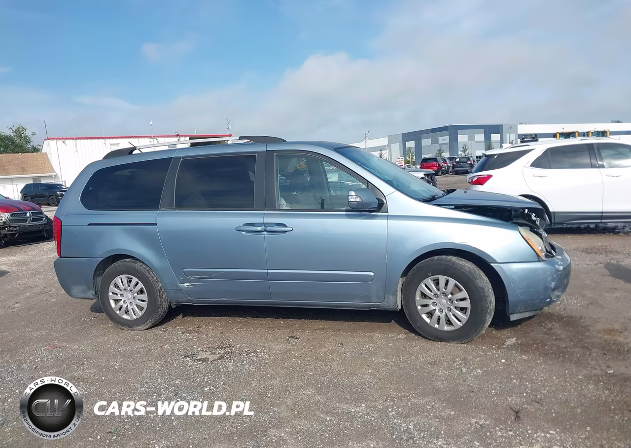 2012 Kia Sedona Lx VIN:KNDMG4C79C6475189 - 13