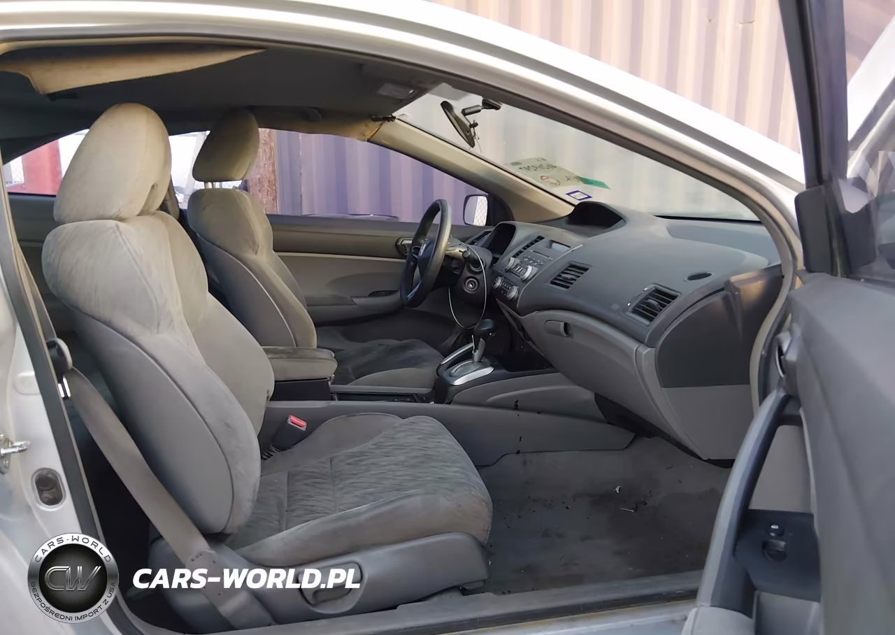 2007 Honda Civic Lx VIN:2HGFG12607H585067 - 5