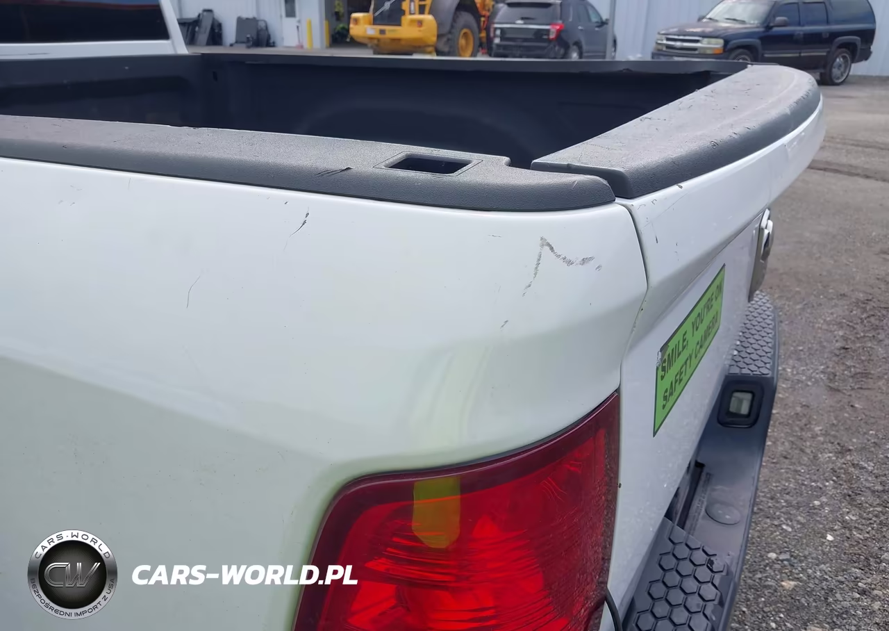 2019 Ram 1500 Classic Tradesman 4X4 6'4 Box VIN:1C6RR7FG5KS658597 - 12