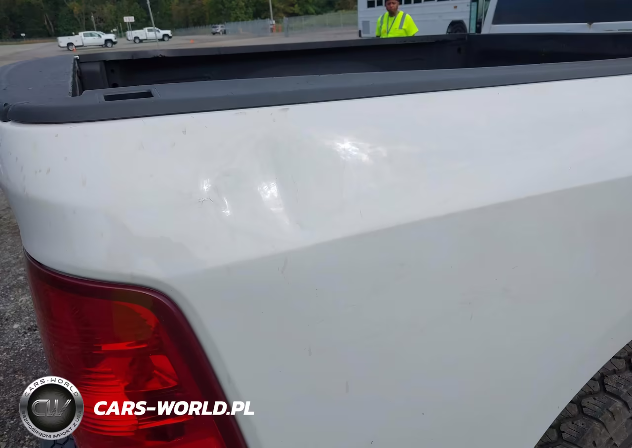 2019 Ram 1500 Classic Tradesman 4X4 6'4 Box VIN:1C6RR7FG5KS658597 - 14
