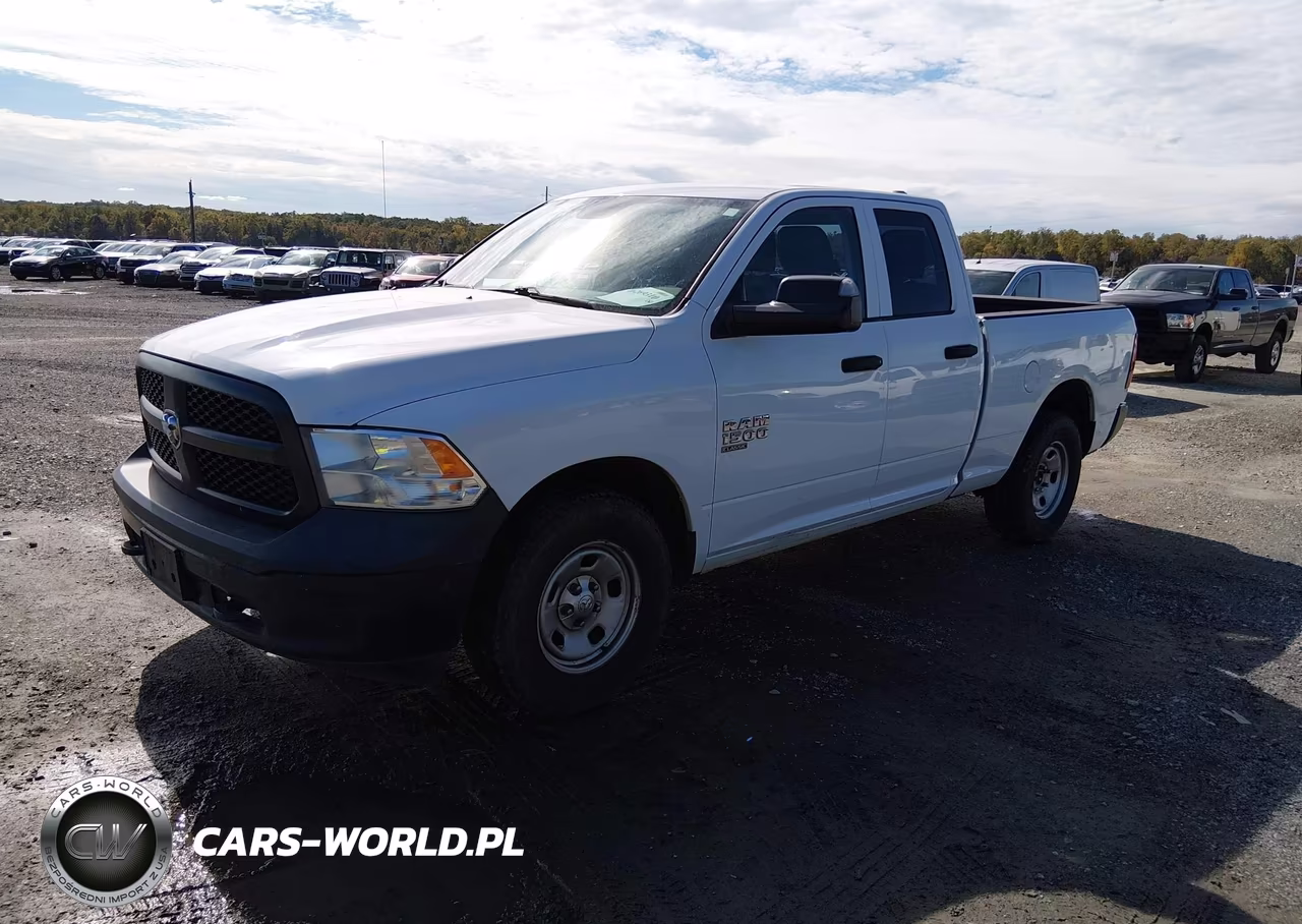 2019 Ram 1500 Classic Tradesman 4X4 6'4 Box VIN:1C6RR7FG5KS658597 - 2