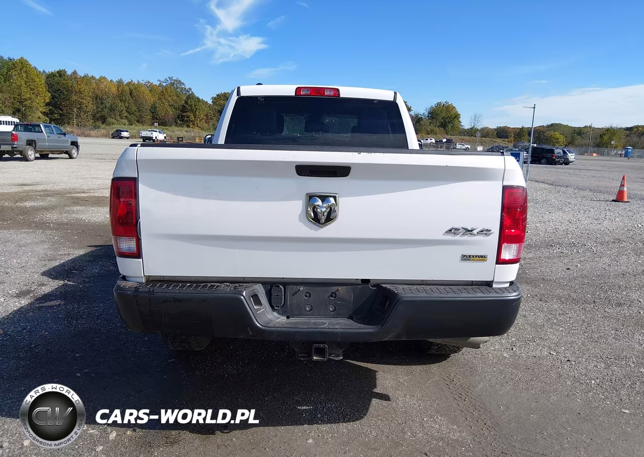2019 Ram 1500 Classic Tradesman 4X4 6'4 Box VIN:1C6RR7FG5KS658597 - 21