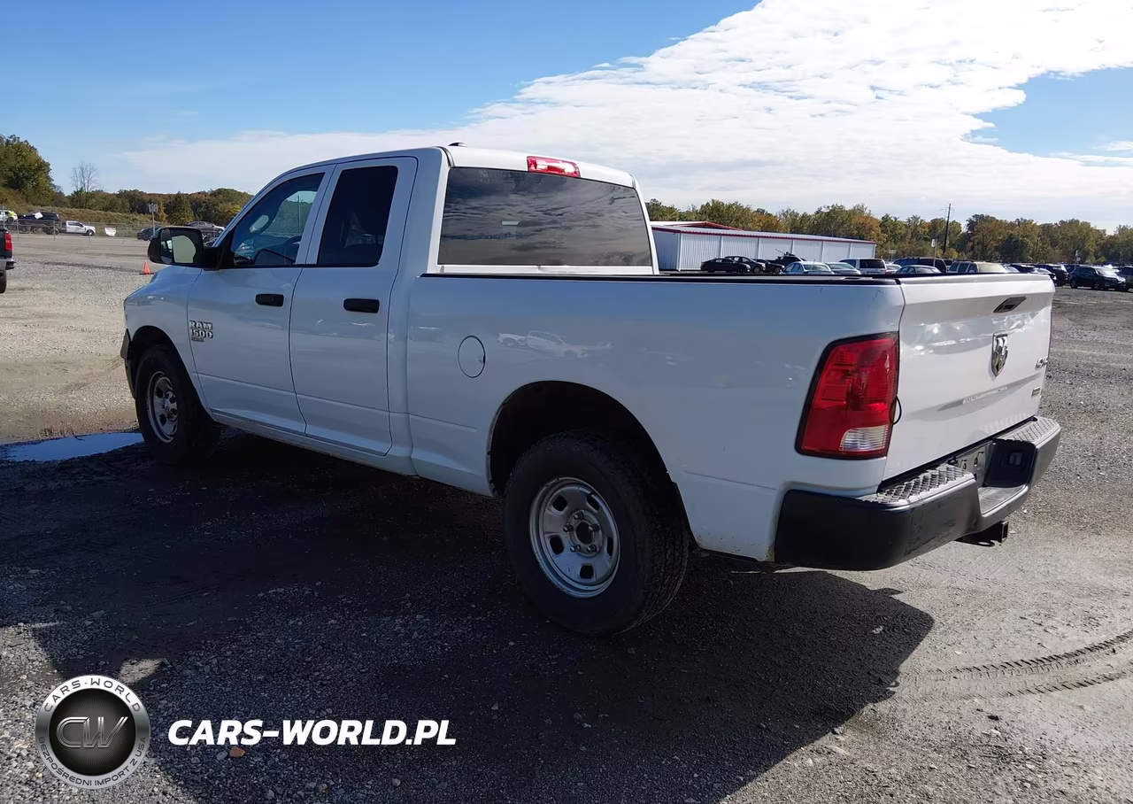 2019 Ram 1500 Classic Tradesman 4X4 6'4 Box VIN:1C6RR7FG5KS658597 - 3